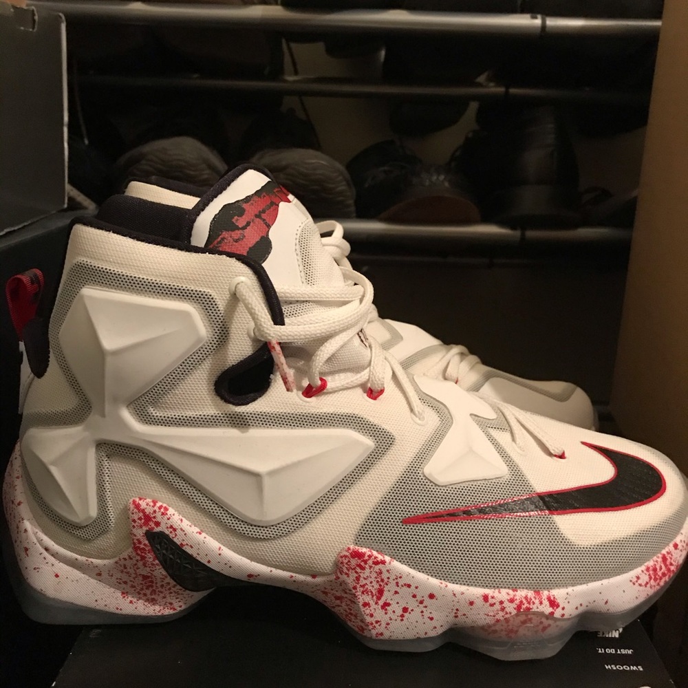 Lebron 13 “Friday the 13th” (sold)